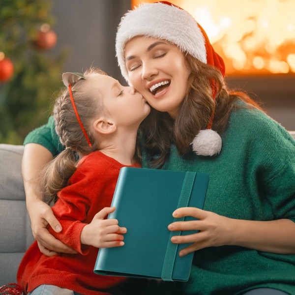 GEAoffice Card Binder - 4 Pocket Trading Card Album Folder - 160 Side Loading Pockets Binder for TCG, MTG, Yugioh - Gifts for Card Collection (Peacock blue)…